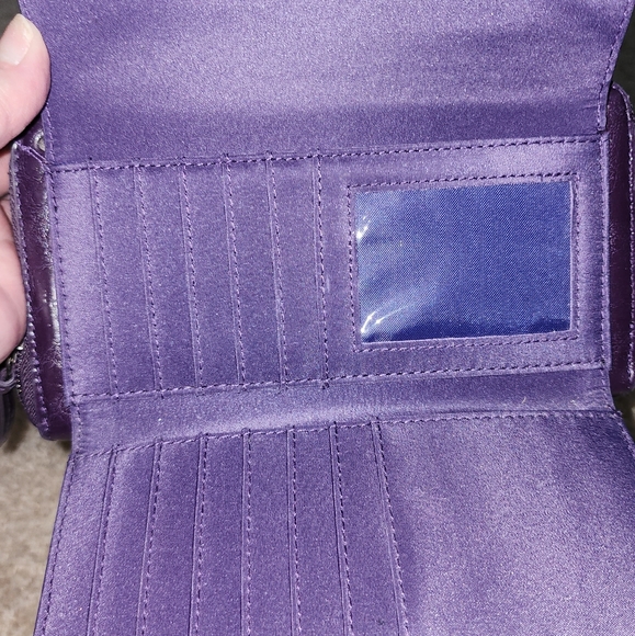 KENNETH COLE wallet - Picture 4 of 8